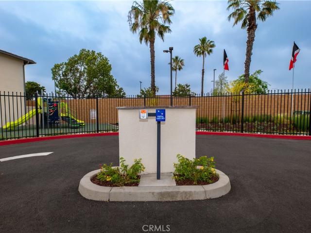 Condo for sale in Fontana, San Bernardino County
