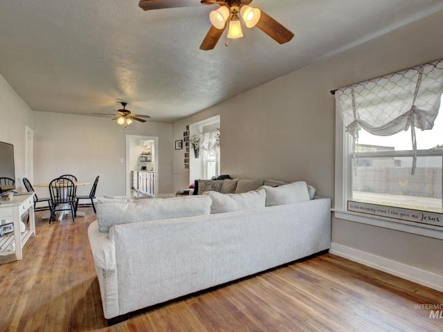 House for sale in Weiser, Washington County