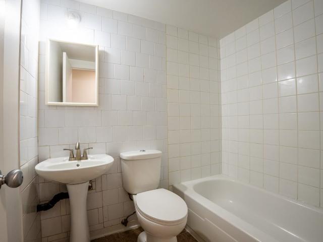 Apartment for rent in St. Leonard's, Quebec