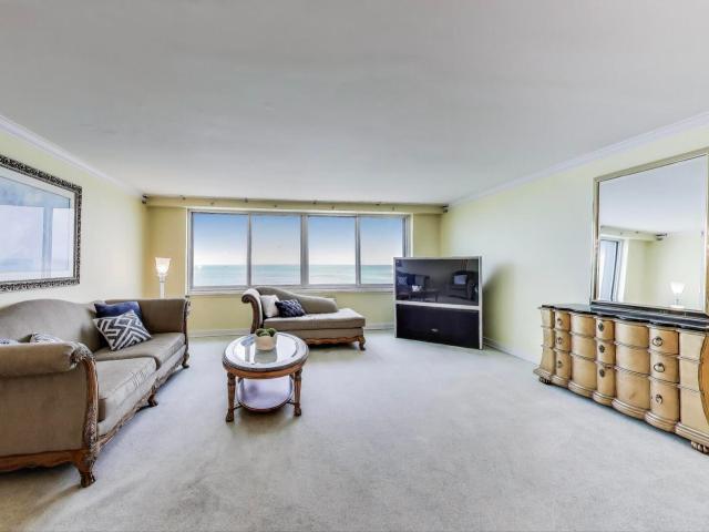 Condo for sale in Chicago Park, Illinois