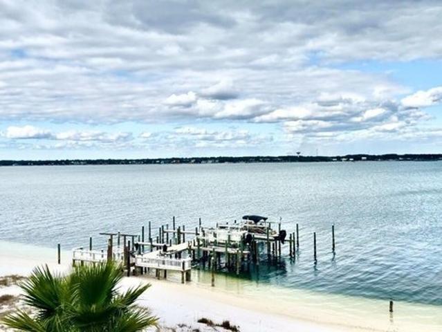Townhouse for sale in Navarre, Florida