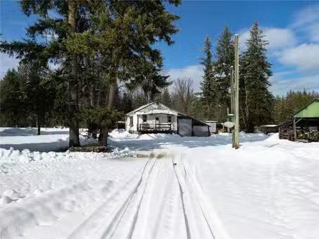 House for sale in Lumby, British Columbia