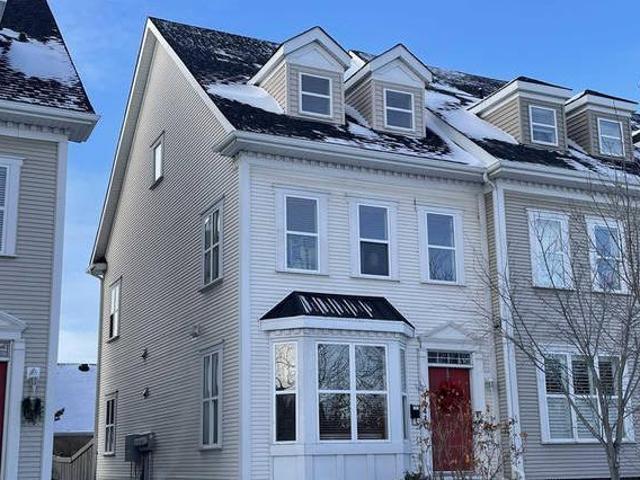 House for sale in Edmonton