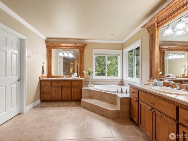 House for sale in Mill Creek, Washington