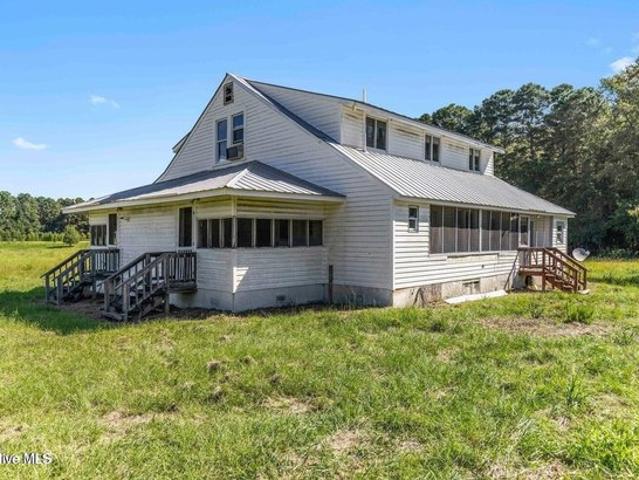 House for sale in Harrells, North Carolina