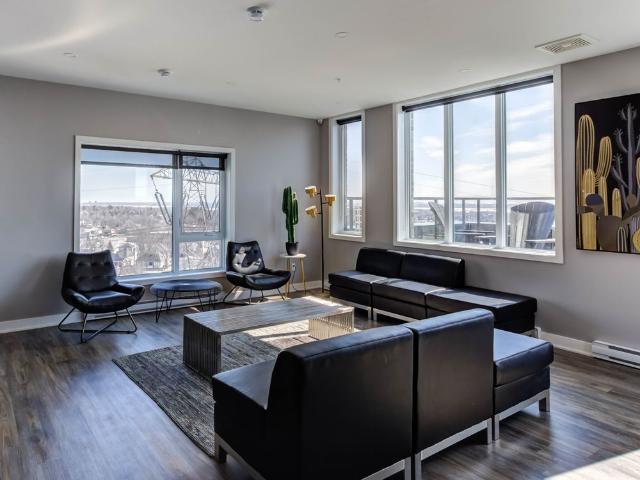 Apartment for rent in Les Moulins, Quebec