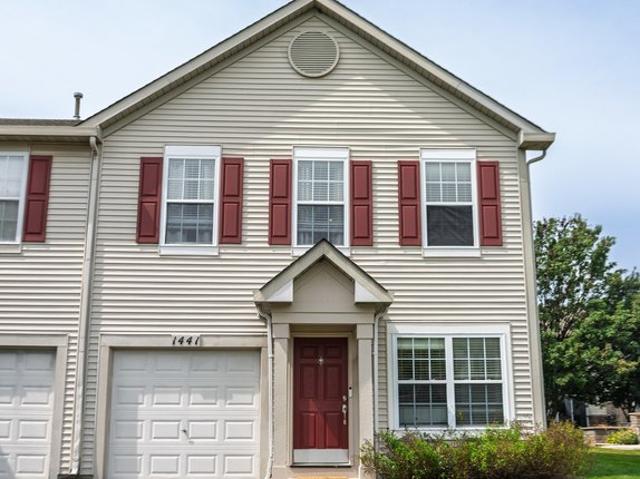 Townhouse for sale in Lakewood Trails, Minooka