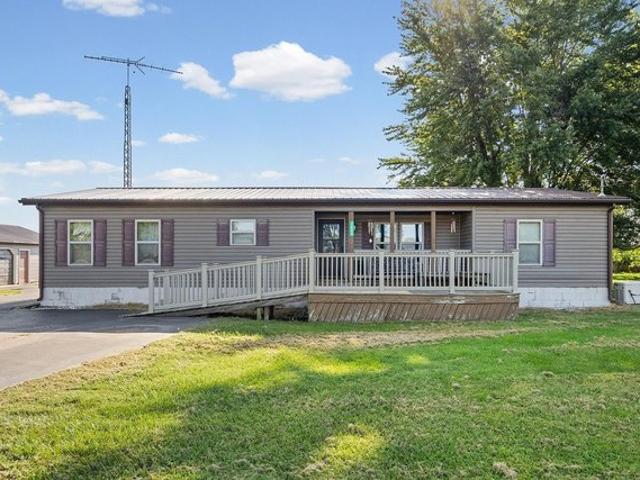 House for sale in Flora, Carroll County