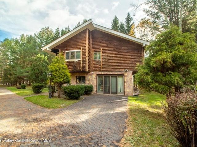 House for sale in Village of Ellenville, Town of Wawarsing