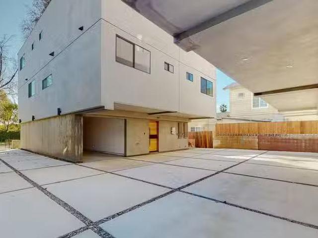 Apartment for rent in Van Nuys, Van Nuys Neighborhood Council District