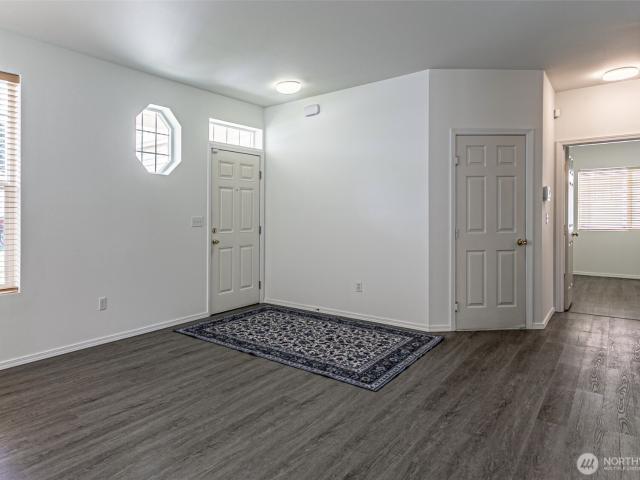 Condo for sale in Sumner, Washington