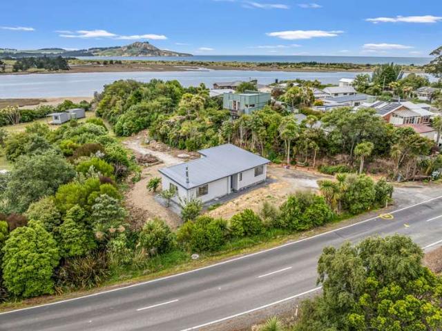 House for sale in Otakou
