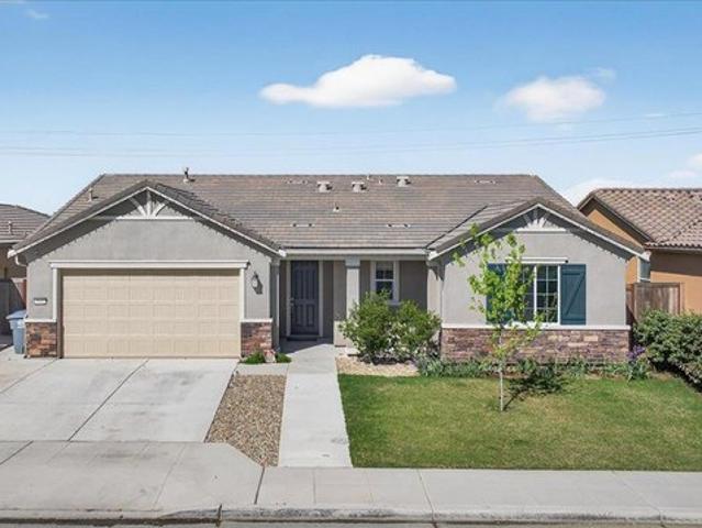 House for sale in Madera, California