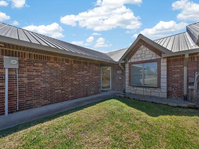 Townhouse for sale in Longview, Texas