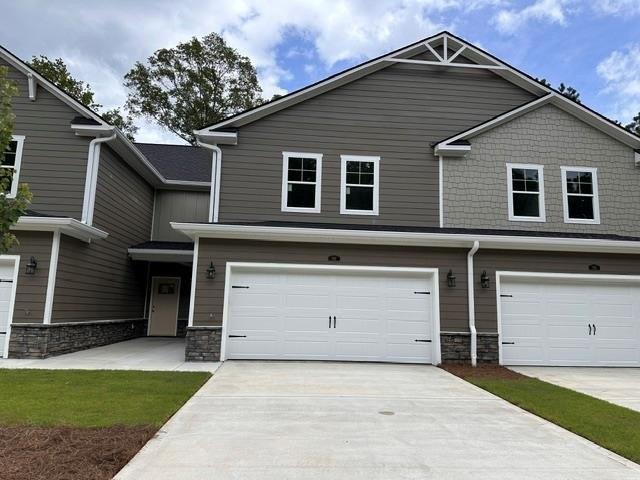 Townhouse for sale in Box Springs, Georgia