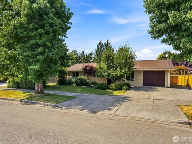 House for sale in Enumclaw, Washington