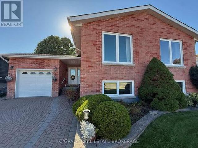 House for sale in Brockville, Ontario
