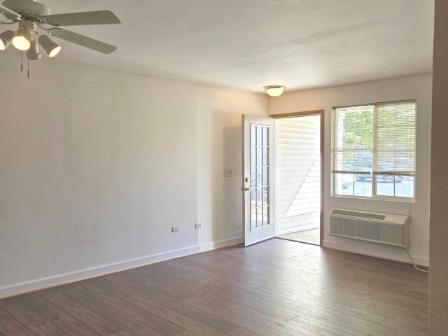 Condo for sale in Aurora, Kane County