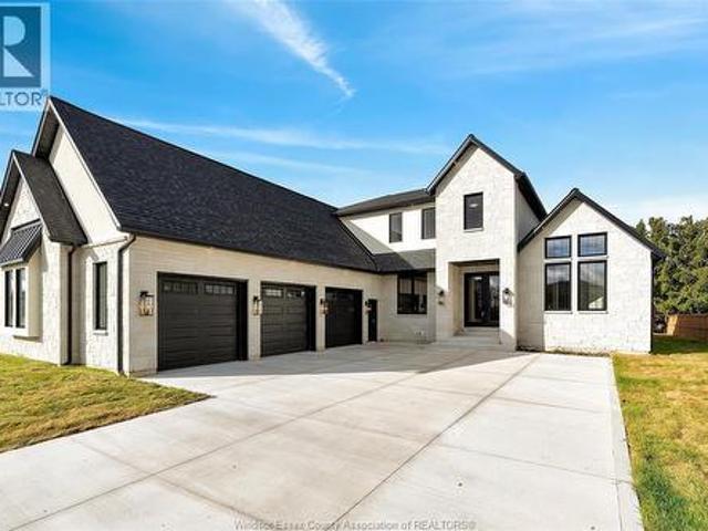 House for sale in Lakeshore, Ontario