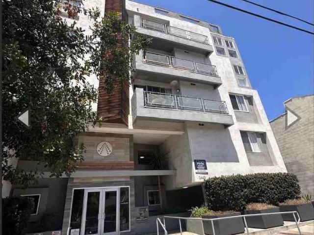 Apartment for rent in Canoga Park, California