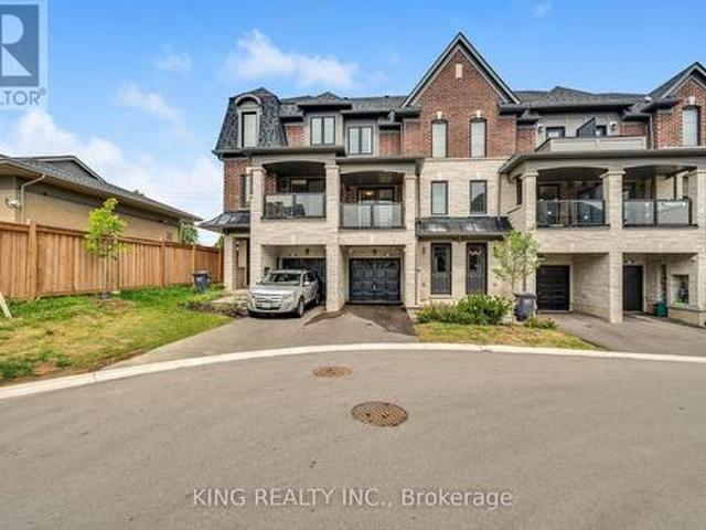 House for sale in Burlington, Ontario