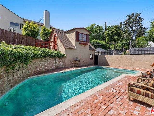 House for sale in Sherman Oaks Neighborhood Council District, Canoga Park