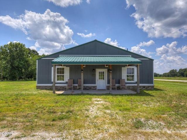 House for sale in Carthage, Missouri