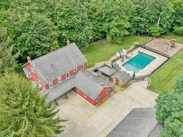 House for sale in Heath, Licking County