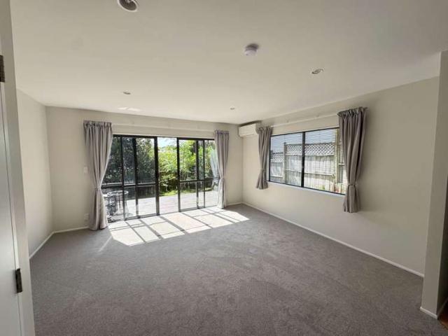 Apartment for sale in Paremoremo