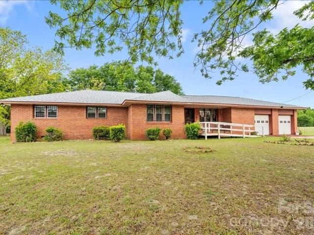 House for sale in Darlington, South Carolina