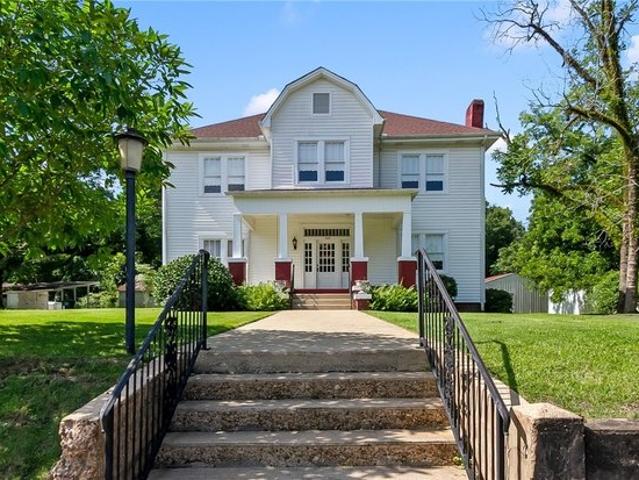 House for sale in Centreville, Alabama
