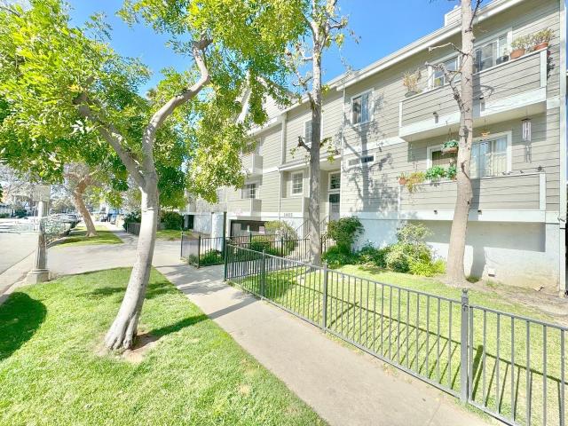Apartment for rent in Sherman Oaks Neighborhood Council District, Los Angeles