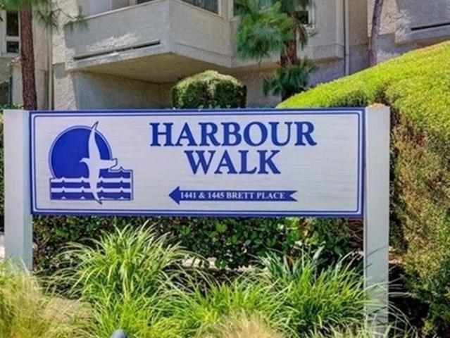 Condo for sale in Canoga Park, California
