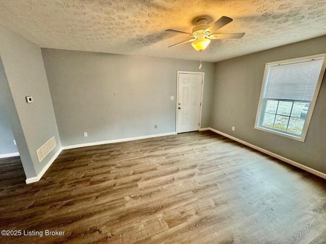 House for sale in Mackville, Kentucky