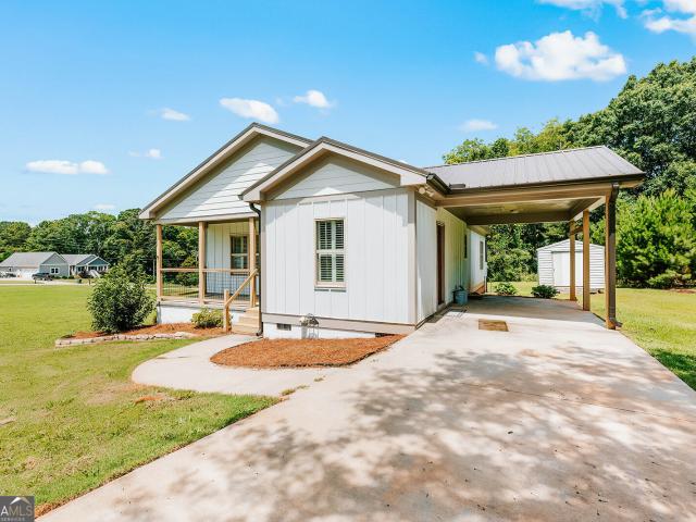 House for sale in Hartwell, Georgia