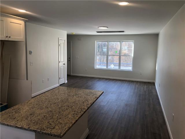 Condo for sale in Lincoln, Rhode Island
