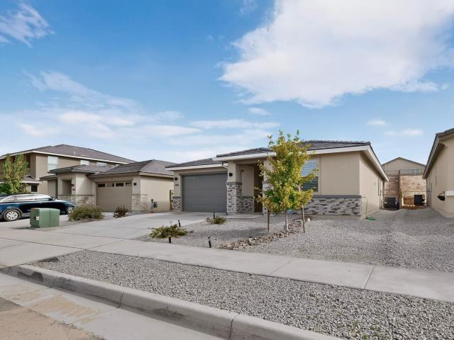 House for sale in Los Lunas, Valencia County