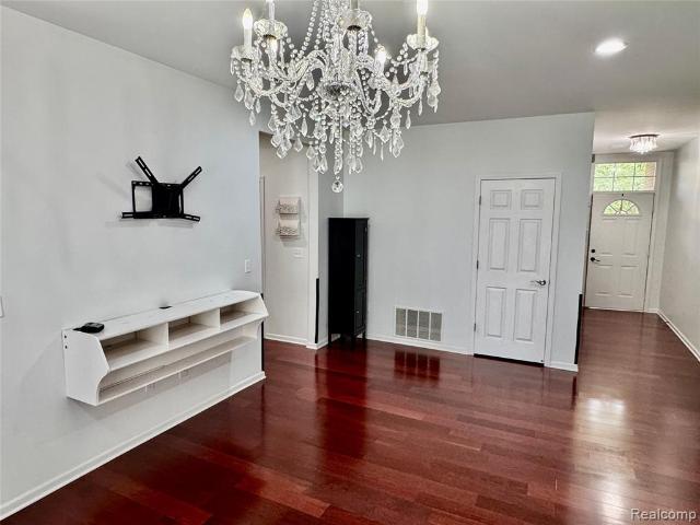 Condo for sale in Sterling Heights, Michigan