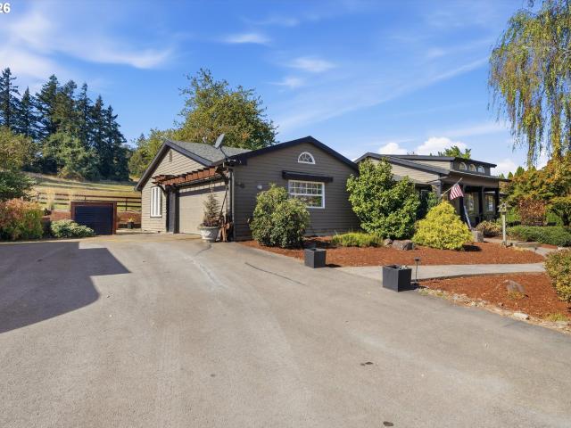 House for sale in Yamhill, Yamhill County