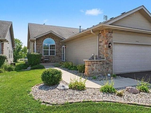 Townhouse for sale in Crown Point, Indiana