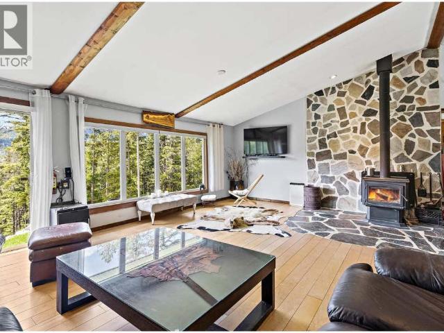 House for sale in Seymour Arm, British Columbia