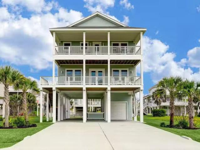 House for sale in Galveston