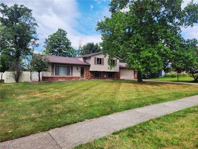 House for sale in Hinckley, Ohio