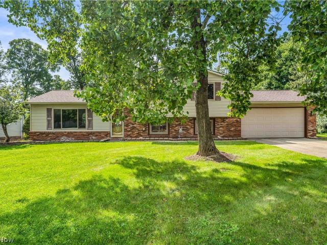 House for sale in Hinckley, Ohio
