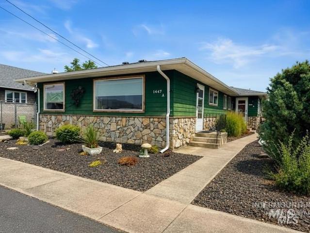 House for sale in Clarkston, Washington