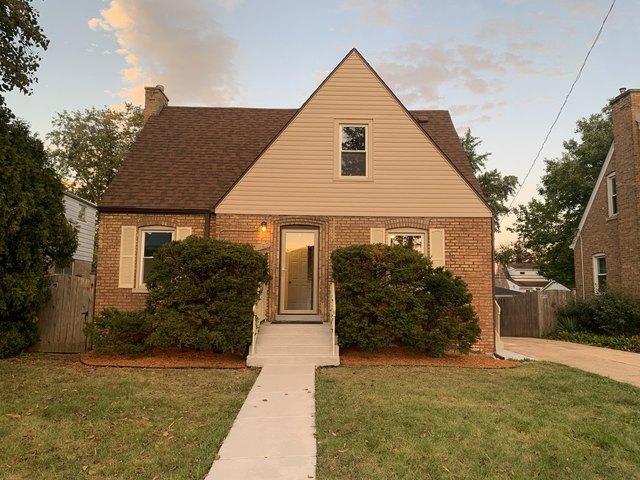 House for sale in Berkeley, Illinois