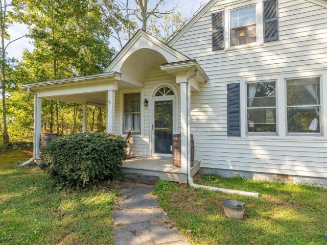 House for sale in Pleasant Valley, Dillwyn