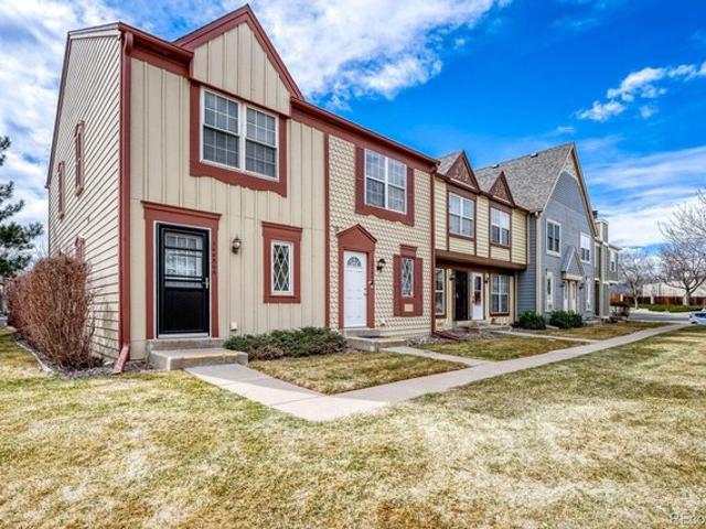 Townhouse for sale in Aurora, Colorado