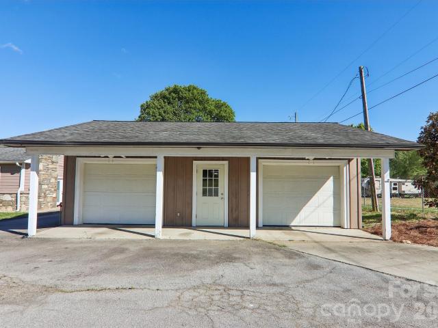 Commercial for sale in Fletcher, North Carolina