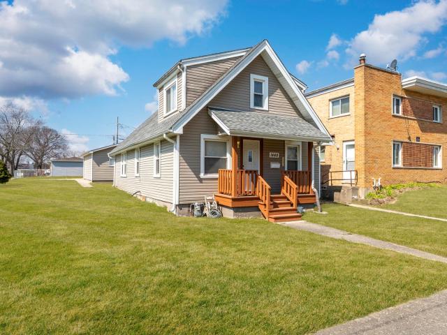 Property for sale in Great Lakes, Illinois